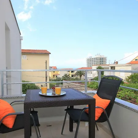 Apartmani Lovre Makarska Exterior photo