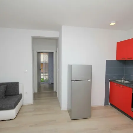 Apartmani Lovre Makarska Exterior photo