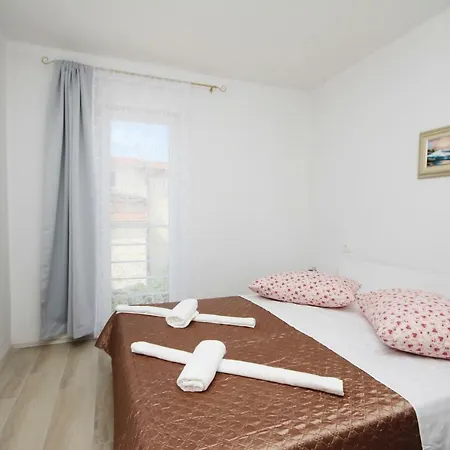 Apartmani Lovre Makarska Exterior photo