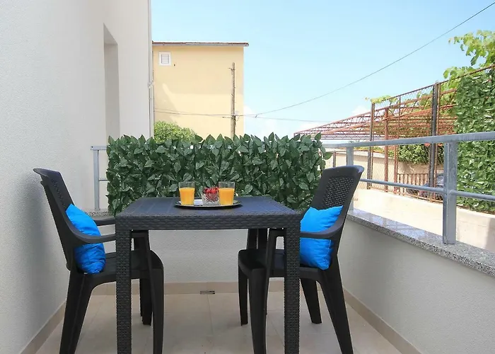 Apartmani Lovre