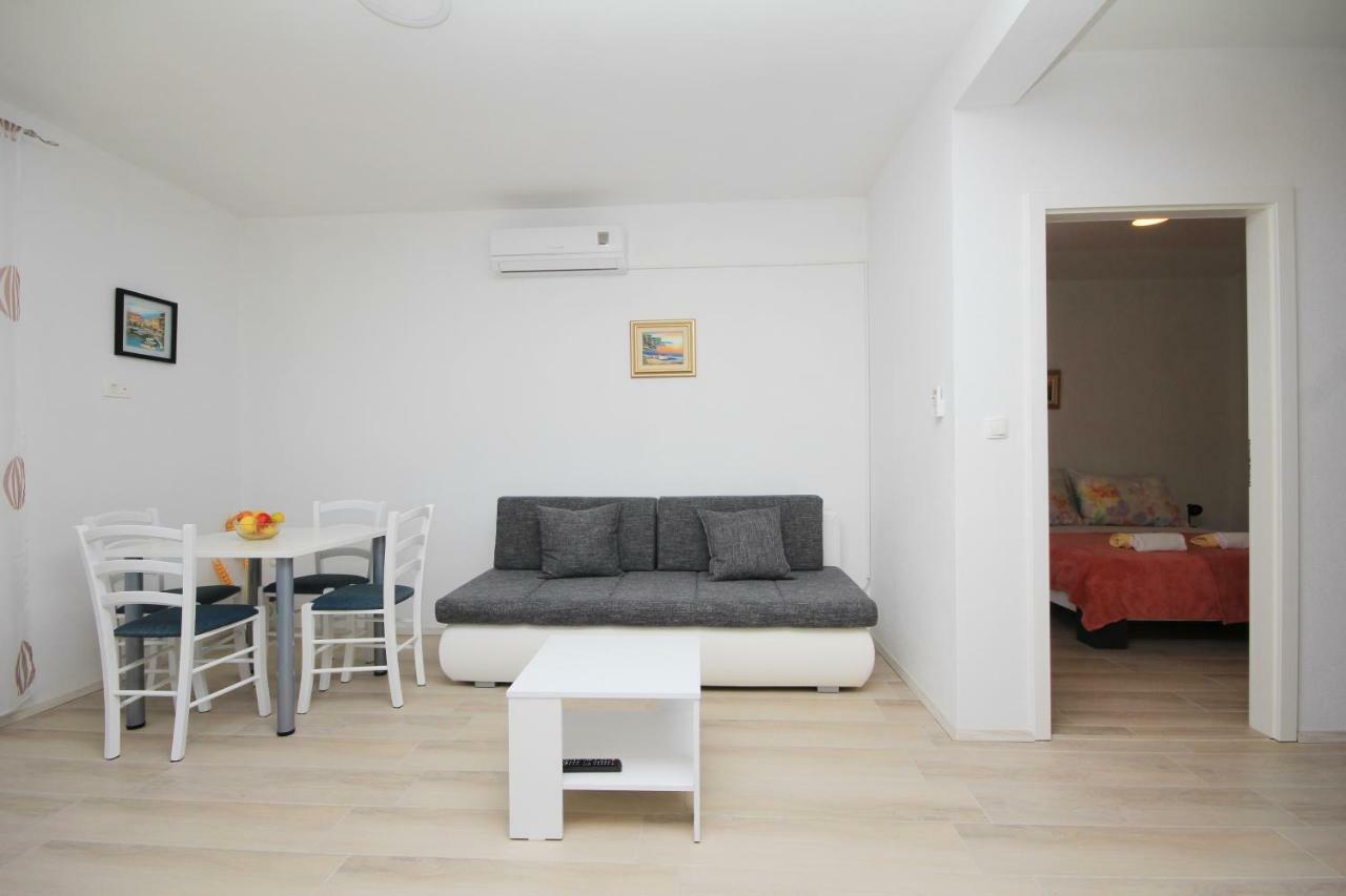 Apartment Lovre Makarska
