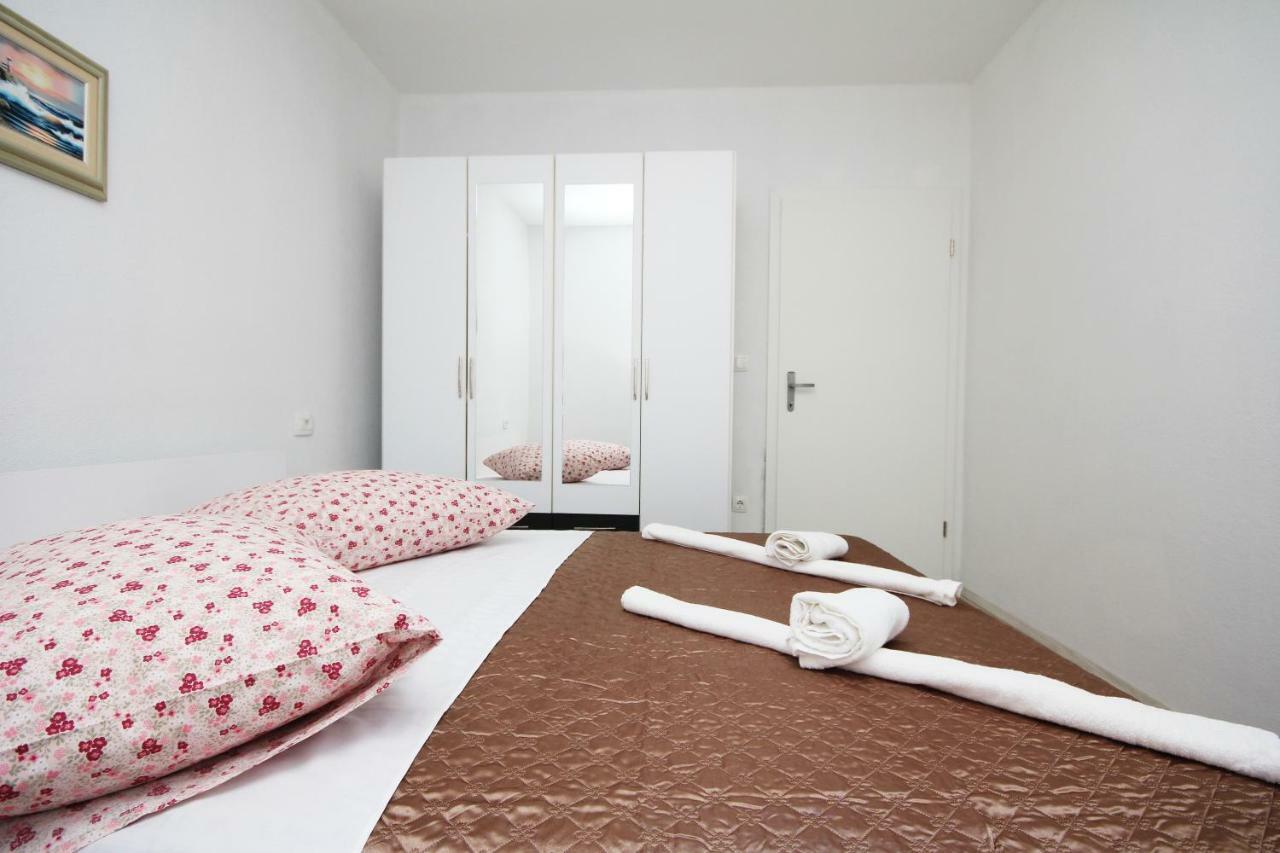Lovre Apartment *