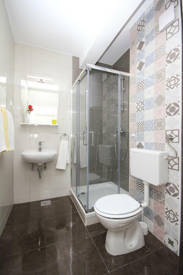 Lovre Apartment