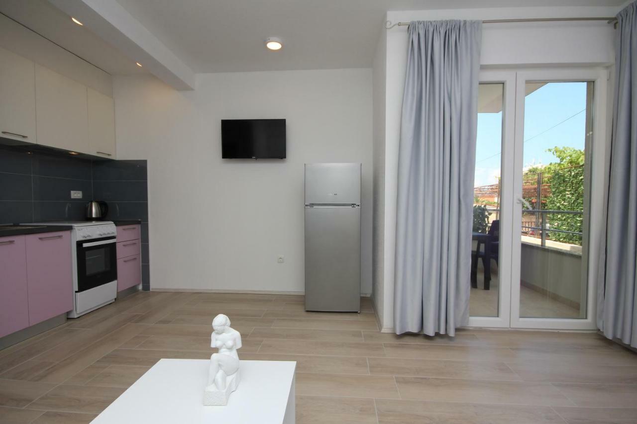 Lovre Apartment *